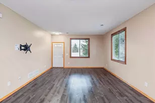 18502 97th Pl N, Maple Grove, MN 55311 - Photo 3