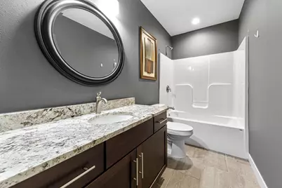 317 Oak Marsh Drive, Mankato, MN 56001 - Photo 25