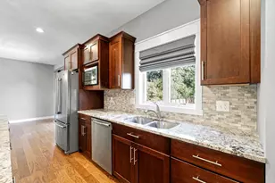 317 Oak Marsh Dr, Mankato, MN 56001 - Photo 9