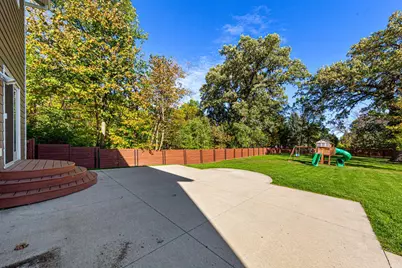 317 Oak Marsh Drive, Mankato, MN 56001 - Photo 35