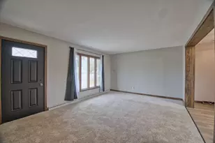 420 Arlington Rd, Hoyt Lakes, MN 55750 - Photo 3