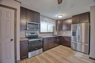 420 Arlington Rd, Hoyt Lakes, MN 55750 - Photo 9