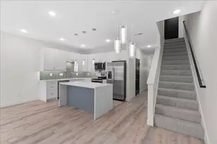 425 W 8th St, New Richmond, WI 54017 - Photo 3