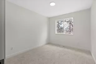 425 W 8th St, New Richmond, WI 54017 - Photo 13