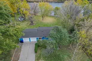 409 Riverview Dr, Monticello, MN 55362 - Photo 3