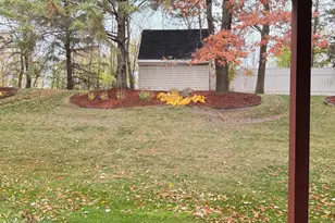 1497 Kings Wood Rd, Eagan, MN 55122 - Photo 47