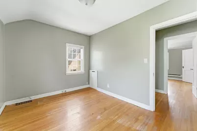 1545 Laurel Avenue, Saint Paul, MN 55104 - Photo 11