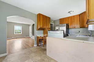 1545 Laurel Ave, Saint Paul, MN 55104 - Photo 13