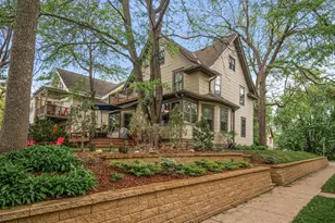 1670 Ashland Ave, Saint Paul, MN 55104 - Photo 35