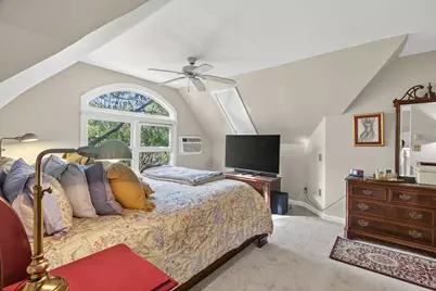 1670 Ashland Avenue, Saint Paul, MN 55104 - Photo 11