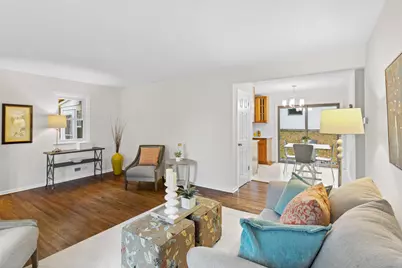 8237 Pillsbury Avenue S, Bloomington, MN 55420 - Photo 5