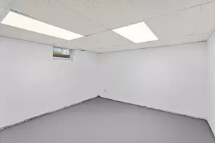 8237 Pillsbury Ave S, Bloomington, MN 55420 - Photo 21