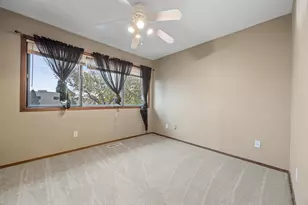 1701 42nd St S, Fargo,  58103 - Photo 17