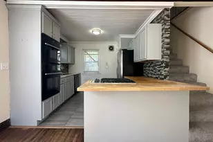 3331 Knox Ave N, Minneapolis, MN 55412 - Photo 3