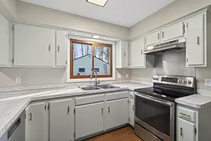 9042 Howard Lake Dr NE, Columbus, MN 55025 - Photo 11