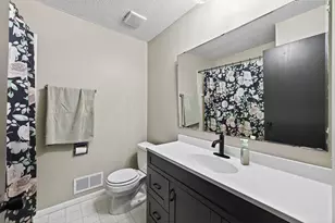 9042 Howard Lake Dr NE, Columbus, MN 55025 - Photo 19