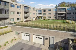 4350 Brookside Ct, Edina, MN 55436 - Photo 21