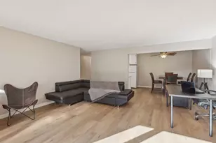 4350 Brookside Ct, Edina, MN 55436 - Photo 5