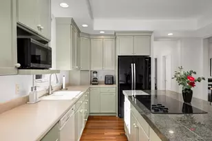 1540 Waterford Ct, Golden Valley, MN 55422 - Photo 13