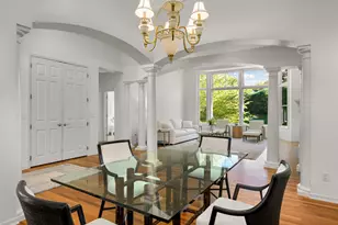 1540 Waterford Ct, Golden Valley, MN 55422 - Photo 7