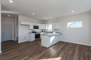 3117 & 3119 Noble Dr, Mankato, MN 56001 - Photo 11