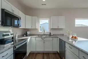 3117 & 3119 Noble Dr, Mankato, MN 56001 - Photo 7