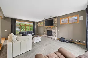 8019 Marsh Creek Rd, Woodbury, MN 55125 - Photo 7