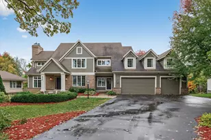 8019 Marsh Creek Rd, Woodbury, MN 55125 - Photo 3