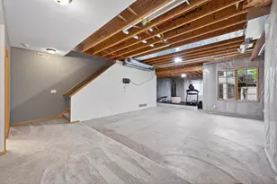 8019 Marsh Creek Rd, Woodbury, MN 55125 - Photo 35