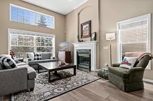 8728 N Bay Dr, Chanhassen, MN 55317 - Photo 7