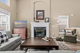 8728 N Bay Dr, Chanhassen, MN 55317 - Photo 3