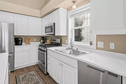 8728 N Bay Drive, Chanhassen, MN 55317 - Photo 11