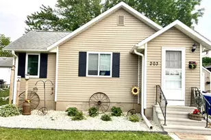 203 1st St NW, Dodge Center, MN 55927 - Photo 1