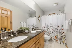 301 Plymouth Rd, Minnetonka, MN 55305 - Photo 55