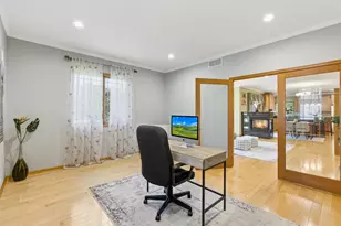 301 Plymouth Rd, Minnetonka, MN 55305 - Photo 33