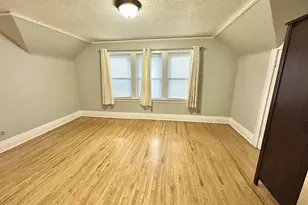 1082 Hawthorne Ave E, Saint Paul, MN 55106 - Photo 5