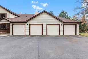 1923 Fox Ridge Dr, West Saint Paul, MN 55118 - Photo 33