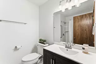 1923 Fox Ridge Dr, West Saint Paul, MN 55118 - Photo 23