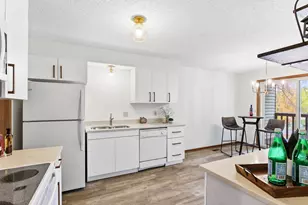 1923 Fox Ridge Dr, West Saint Paul, MN 55118 - Photo 5