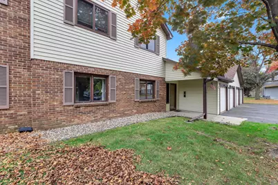 1923 Fox Ridge Drive #B, West Saint Paul, MN 55118 - Photo 31