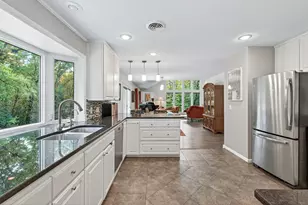 8574 McGuire Ct E, Shakopee, MN 55379 - Photo 9