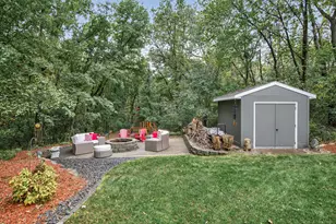 8574 McGuire Ct E, Shakopee, MN 55379 - Photo 63