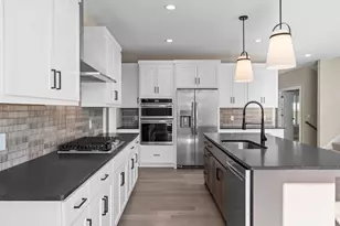 5252 177th St W, Lakeville, MN 55044 - Photo 7