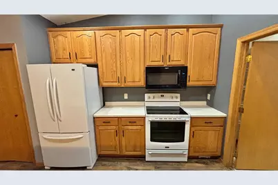 619 Fir Avenue NE, Montgomery, MN 56069 - Photo 19