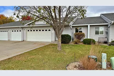 619 Fir Avenue NE, Montgomery, MN 56069 - Photo 3