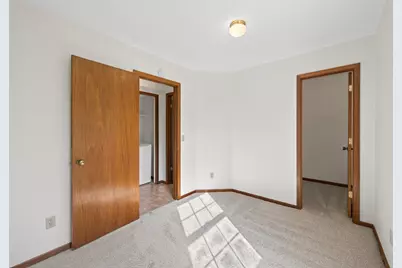 6671 Stillwater Boulevard N, Oakdale, MN 55128 - Photo 21