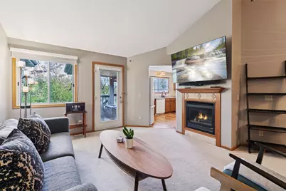 2556 Concord Way, Mendota Heights, MN 55120 - Photo 3