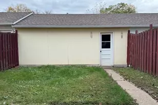 2002 Arkwright St, Maplewood, MN 55117 - Photo 19