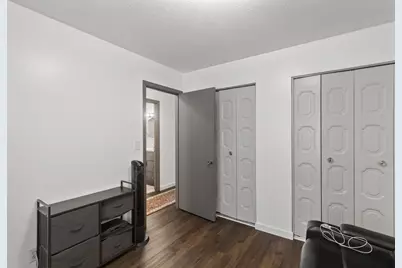 2002 Arkwright Street, Maplewood, MN 55117 - Photo 11