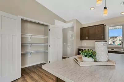 1710 Maple Leaf Lane, Litchfield, MN 55355 - Photo 9